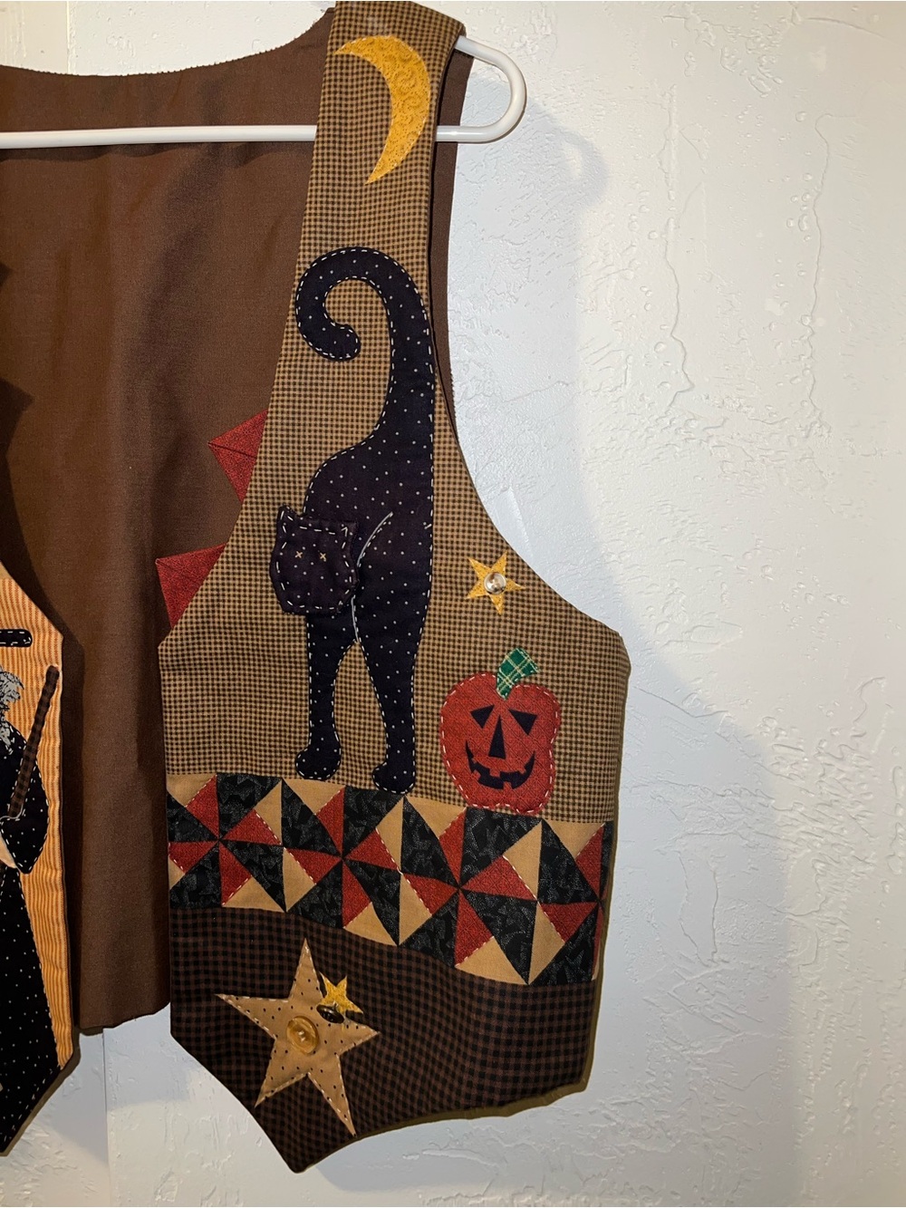 Vintage Hand-Made Halloween Vest - Picture 3 of 7
